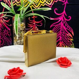 Sondra Roberts Box Purse Evening Bag silvertone top mesh handle spring hinge.